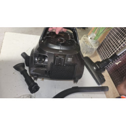 Grundig VCC 4770A usisivač sa posudom, 750W, antracit | Outlet BGD