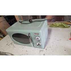 Girmi FM2100 Grill & Mikrotalasna – 20 L, 700/800W | Outlet BGD