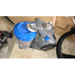 Amazon Basics ciklonski usisivač, 700W, 2L, kontrola snage | Outlet BGD