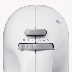 Beli Severin HM 3827 ručni mikser snage 200 W sa 5 brzina