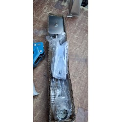 Trio Michael zidna lampa u nikl boji sa fleksibilnom rukom, prekidačem i jednim GU10 grlom