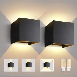 Set od dve crne LED zidne lampe kocke Lureshine sa podesivim uglom svetla i IP65 zaštitom
