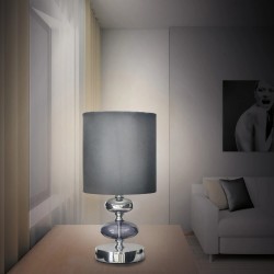 Elegantna noćna stona lampa Nave John sa crnim tekstilnim abažurom i hromiranim postoljem
