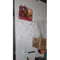Set od 3 LED zvezde na baterije sa toplo belim svetlom, lepljivom trakom i baterijskim kućištem za prozor