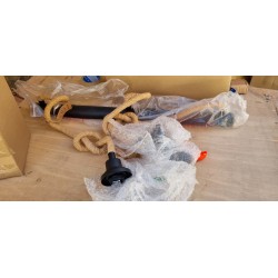 EGLO Rampside 43192 visilica 3xE27 outlet polomljen jedan stakleni abazur