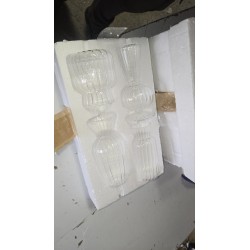 Set od 8 prozirnih Glasseam mini vaza od borosilikatnog stakla u različitim rebrastim oblicima