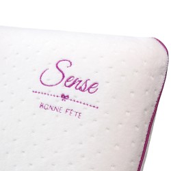 Beli Sampur Bonne Fete jastuk od memorijske pene 70x40 cm sa elegantnim ljubičastim rubom