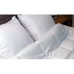 Beli satenski jorgan na pruge 140x200cm Blanreve francuska proizvodnja