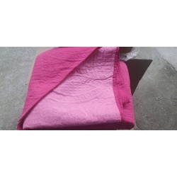 Fuksija/pink prošiveni prekrivač za krevet 220x240 cm sa dve jastučnice 65x65 cm