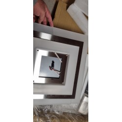 ZMH Fangyuan kvadratna LED plafonjera 40 cm sa daljinskim upravljačem, naprsla i odvarena