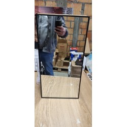 Umbra Cubiko crno zidno ogledalo sa skrivenim policama za odlaganje dimenzija 30x13x62 cm