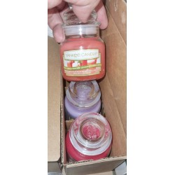 Yankee Candle White Strawberry Bellini mala mirisna sveća u staklenoj tegli od 104 g