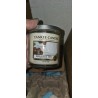 Yankee Candle Shea Butter mirisna sveća u maloj staklenoj čaši od 198 g