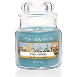 Yankee Candle Viva Havana mirisna sveća u maloj staklenoj tegli od 104 grama sa drvenasto-začinskim mirisom inspirisanim Havanom
