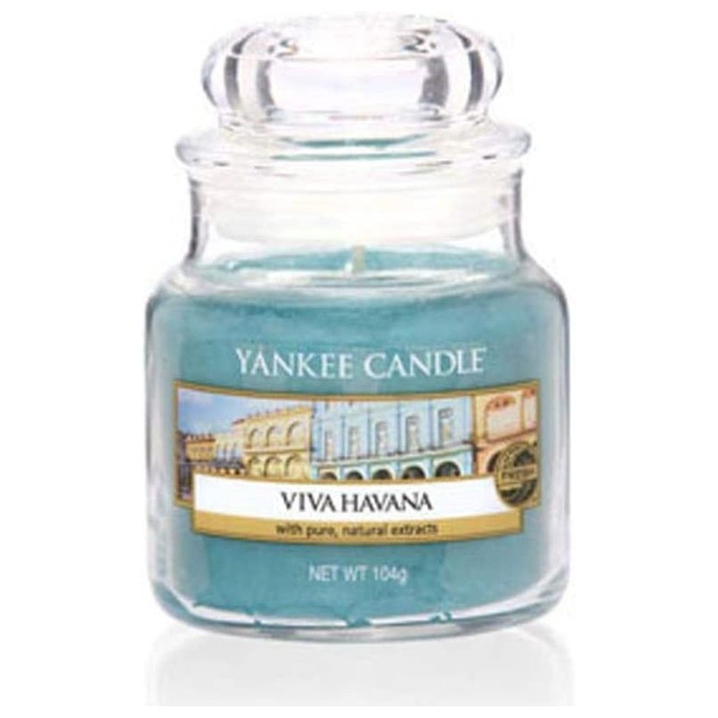 Yankee Candle Viva Havana mirisna sveća u maloj staklenoj tegli od 104 grama sa drvenasto-začinskim mirisom inspirisanim Havanom