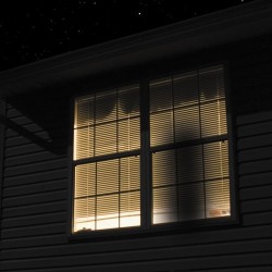 Bezbednosna Lampa Simulator Prisustva i Senki | Outlet BGD
