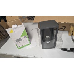 Trio Garonne spoljašnja zidna lampa, E27, 14x26 cm, liveni aluminijum | Outlet BGD