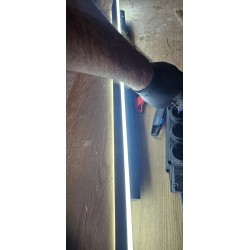 Crna moderna spoljašnja LED zidna lampa dužine 100 cm sa toplim belim osvetljenjem gore i dole