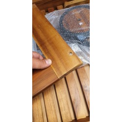 Drvena baštenska ležaljka Mimo II od masiva akacije dimenzija 67x85x200 cm sa točkovima