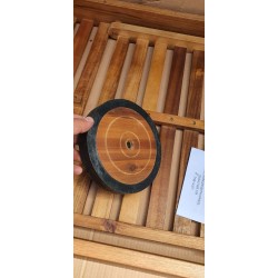 Drvena baštenska ležaljka Mimo II od masiva akacije dimenzija 67x85x200 cm sa točkovima