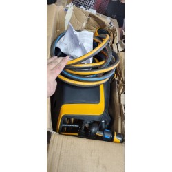 Fiskars XL autom.kolut sa crevom 13 mm na točkovima – 20+7 m | Outlet BGD