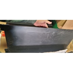 Visoki sivo-crni Keter Linear Utility plastični ormar sa prostorom za metle i tri podesive police