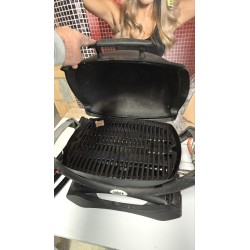Weber Q 1000 roštilj na gas sa postoljem, crna | Outlet BGD