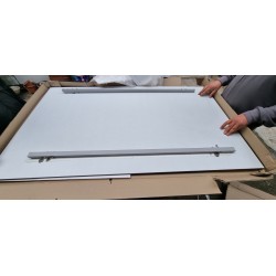 Shaf Master Compact sto za spoljašnji i unutrašnji prostor dimenzija 160x90x73 cm sa površinom u imitaciji drveta uživo