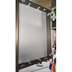 Meidom aluminijumski kupatilski ormarić sa ogledalom i podesivim LED osvetljenjem, dimenzija 100x70x13.8 cm, outlet