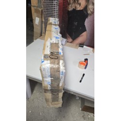 Leane M004 sklopivi trpezarijski sto u beton/beloj boji sa dve bočne ekstenzije za male prostore