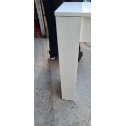 Beli trpezarijski sto sa ekstenzijama do 144 cm, B klasa sa sitnim oštećenjima prikazanim na slikama uživo