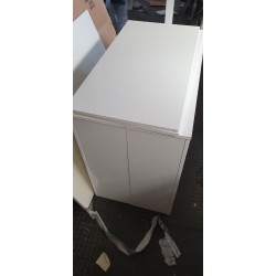 Beli trpezarijski sto sa ekstenzijama do 144 cm, B klasa sa sitnim oštećenjima prikazanim na slikama uživo