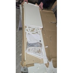 Beli FMD Verona cipelarnik sa tri preklopna odeljka i sitnim milimetarskim oštećenjima, dimenzija 58,5 x 104,5 x 17 cm