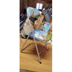 ICA-HOME Amsterdam sklopiva stolica sa metalnim ramom, plastičnim površinama i postavljenim sedištem