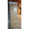 Alpsko beli trokrilni ormar Rauch Case sa klasičnim vratima dimenzija 135x197x54 cm i Texline unutrašnjim dekorom