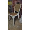Biscottini bela Thonet stolica od masiva jasena sa pletenim ratan sedištem u vintage bistro stilu uživo