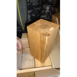 Ars Natura AresWOOD II krevet od divljeg hrasta masiv za dušek 180x200 cm sa nauljenom površinom i drvenim uzglavljem