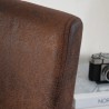 Ars Natura Nello I antičko braon barska stolica sa mikrofiber presvlakom i ramom od masivnog drveta kaučuka