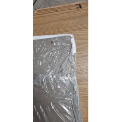 Dodatna bež KiYDOO polica za unutrašnjost garderobera dimenzija 88x48 cm sa sitnim oštećenjem na uglu