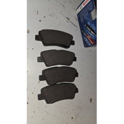 BOSCH 0 986 494 557 Komplet Kočionih Pločica – Disk Kočnica | Outlet BGD