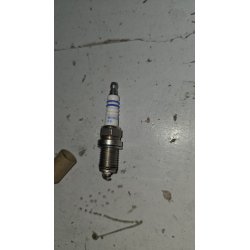 Bosch 0 242 235 912 FR7DC+ svećica za paljenje za benzinske motore