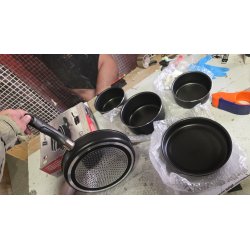 Battrinox Ideo Crni Set Posuđa 6 Delova | Saćasta Obloga | Italija