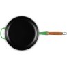 le-creuset-signature-tiganj-28cm-liveno-gvozdje-bambus-zelena-made-in-france-4
