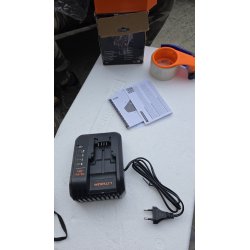 Originalni Black and Decker punjač struje 1Ah za litijum-jonske baterije od 14.4V i 18V
