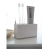 Beli Yamazaki Mist stalak minimalističkog dizajna za odlaganje do šest četkica za zube