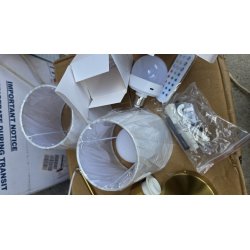 LuminexDesigns MW2121 set od dve zlatne zidne lampe sa belim abažurima bez sijalica