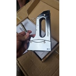 Amazon Basics ručna heftalica za tapaciranje od ugljeničnog čelika sa 1000 D spajalica 8 mm