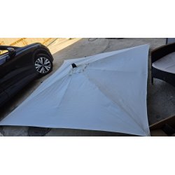 Swing & Harmonie LEDU 3x3 kvadratni bočni suncobran sa solarnim modulom i LED osvetljenjem, outlet stanje