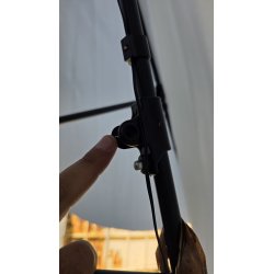 Swing & Harmonie LEDU 3x3 kvadratni krem bočni suncobran sa LED osvetljenjem i solarnim modulom