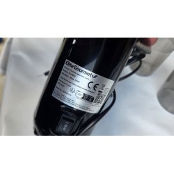 Elite Gourmet EJX600 crni kompaktni spori sokovnik za hladno ceđenje voća i povrća